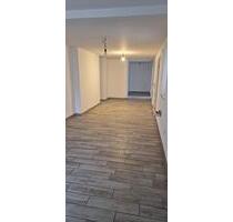 Großzügige 5-Zimmer Wohnung in zentraler Lage in Langenzenn