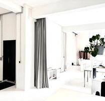Schöne Arbeitsplätze in hellem Loft in HH-Bahrenfeld – 344 €Monat - All-in-Miete - Hamburg