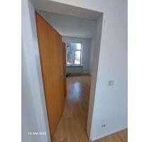 kleine Zweizimmerwohnung - 515,00 EUR Kaltmiete, ca.  30,00 m² in Bremen (PLZ: 28207) Hemelingen
