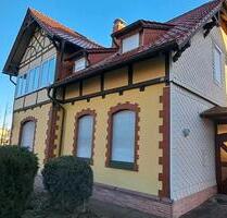 Fachwerkhaus, Mehrfamilienhaus, Villa mit Grundstück und Garage - Sollstedt