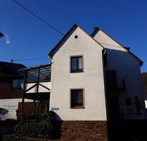 Familienfreundliches Haus - 155.000,00&nbsp;EUR Kaufpreis, ca.&nbsp; 202,00&nbsp;m&sup2; in Senheim (PLZ: 56820)