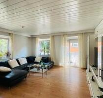 Schöne 3-Zimmer 1.OG Wohnung mit Balkon und Toplage im zentral - Aalen