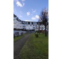 3-Zimmer Wohnung, Balkon, Tiefgaragenplatz in MG-Eicken - Mönchengladbach Nord