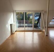 Moderne Dachgeschoss Wohnung in Dudweiler Süd - Saarbrücken