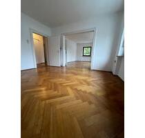 Sonnige 3-Zimmer-Wohnung mit Küche in Straubing