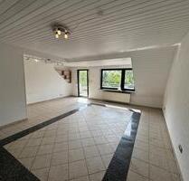 Schöne, helle Dachgeschosswohnung mit Balkon – 125 m2 - Fell