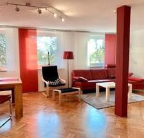 Komplett möblierte 2-Zimmer-Wohnung mit Balkon, EBK und Parkplatz in toller Lage in Derendorf - Düsseldorf Pempelfort