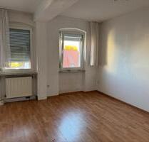 Helle 2-Zimmer-Wohnung -Charme & hohen Decken - HöfenStadtgrenze - Nürnberg Gaismannshof
