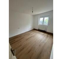 Sonnige 2 Zimmer Wohnung mit kleinem Garten in Schierstein - Wiesbaden