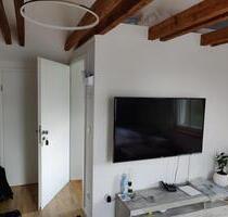 Moderne 1-Zimmer-DG-Wohnung in ruhiger Seitenstraße in Mühlhausen