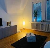 Ruhige 3 Zimmer-Wohnung in Stgt Mitte ab März 2026 möbliert - Stuttgart Stuttgart-Nord