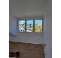 Moderne 2,5 Zimmer mit Balkon - 1.160,00 EUR Kaltmiete, in Dettelbach (PLZ: 97337)