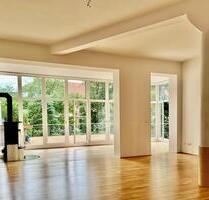 Erstbezug nach Sanierung: 5-Zimmer-Wohnung im Erfurter Zentrum