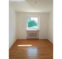 4-Zimmer Wohnung zur Miete - 800,00 EUR Kaltmiete, in Schwarzenfeld (PLZ: 92521)