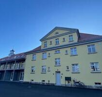 2-Zimmer im Sanierten Dankmal, Parkett, Kellerabteil uvm - Bayreuth City
