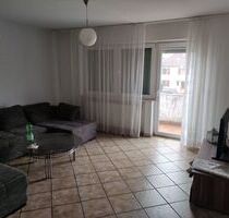 5 Zimmer Wohnung - 1.500,00 EUR Kaltmiete, ca.  100,00 m² in Rüsselsheim am Main (PLZ: 65428)