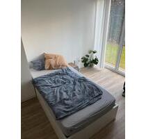 Einzimmerwohnung am Bonner Stadtrand Juni-Dezember