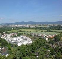 Traum-Fernblick! Freie 2,5-ZW m. Balkon & Stellplatz von privat - Frankfurt am Main Eschersheim