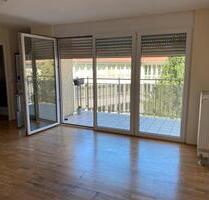 3-Zi-whg in WÜ Innenstadt Nähe Residenz mit 3 Balkonen - Würzburg