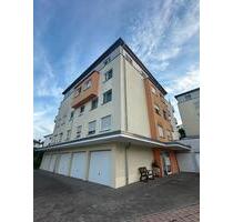 Tolle vier Zimmer Erdgeschosswohnung mit Terrasse und großem - Oberriexingen