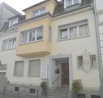 Stadthaus mitten in der Siegburger City für gewerbliche Zwecke Mieten