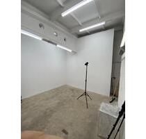 Foto studio Atelier 3 okt-dec - 600,00 EUR Kaltmiete, ca.  35,00 m² in Berlin (PLZ: 12681) Marzahn-Hellersdorf