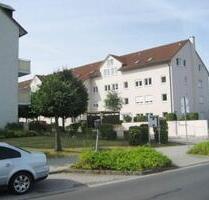 2-Zi.Whg. mit EBK, BALKON, AUFZUG und TIEFGARAGE in NAUNHOF