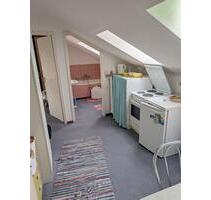 1,5 DG Whg möbliert inkl. NK für Studenten . Pendler geeignet - Waiblingen