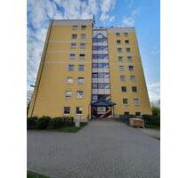Zentrale 3-Zimmer-Wohnung im 6. OG mit traumhaftem Ausblick & top Anbindung - Helmstedt