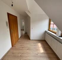 Schöne helle 2-Zimmer-DG-Wohnung in Bayreuth - St. Johannis