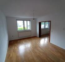 3 Zimmerwohnung in Teublitz - 850,00 EUR Kaltmiete, ca.  90,00 m² in Burglengenfeld (PLZ: 93133)