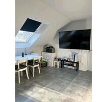 Helle 2,5 Zimmer -Dachgeschoss- Wohnung (62 qm) ab Februar 2026. - Dortmund Brackel