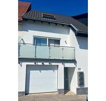 Wunderschöne, lichtdurchflutete 2 ZKB-Maisonette-Wohnung - Sankt Ingbert