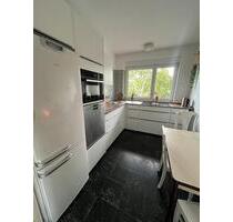 5 Zimmerwohnung, großer Balkon & Dachboden, Garten - Frankfurt am Main Niederrad