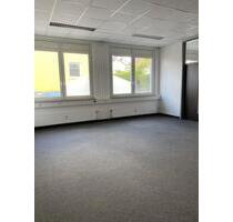 Büro, Gewerberaum, Miete - 810,00 EUR Kaltmiete, ca.  55,00 m² in Deizisau (PLZ: 73779)