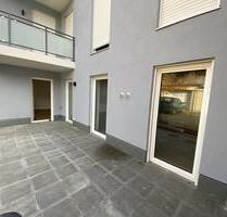 KfW 40, 2,5 Zimmer, gr. Terrasse, 77 m², EBK, ruhige Lage - Eggenfelden