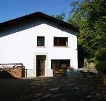 Großzügiges Haus, mit ELW auf 1429 m² in Traumlage Rabenau