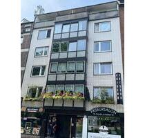 Schöne 5 Zimmer Wohnung ! - 1.220,00 EUR Kaltmiete, ca.  97,00 m² in Aachen (PLZ: 52062) Aachen-Mitte