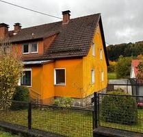 Große Wohnung über zwei Etagen - am Ortsrand gelegen - Bischofsheim in der Rhön