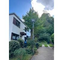 Reihenhaus in ruhiger Waldlage im Saarbrücker Stadtteil Scheidt - Saarbrücken