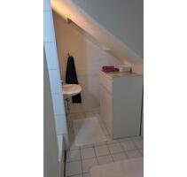 Einzimmerwohnung mit Bad und Kochecke - Bad Soden am Taunus