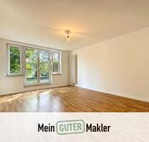 Sanierte 3-Zimmer-Wohnung mit Südwest-Dachterrasse in charmanter Lage Hamburgs