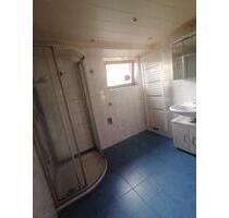 2 Zimmer Souterrain Wohnung - 500,00 EUR Kaltmiete, in Adlkofen (PLZ: 84166)