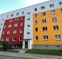 Helle 3-Zimmer-Wohnung mit Balkon in zentraler Lage - Cottbus Brunschwig