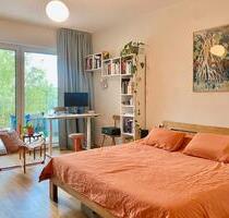 Premium WG Zimmer mit Balkon & eigenem Bad am Gleisdreieck - Berlin Mitte