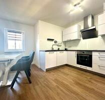 Hochwertig sanierte 4-Raum-Wohnung mit EBK, Balkon und Fahrstuhl - teilmöbliert - Ehrenfriedersdorf!