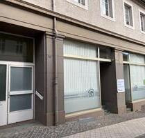 Büro Gewerbefläche, Zentral und Barrierefrei in Warburg
