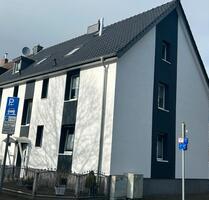 Moderne möblierte DG Wohnung Nähe Elisabeth Krankenhaus - Mönchengladbach Süd