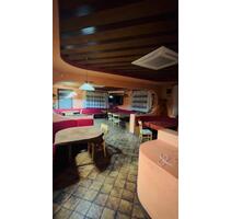 Gastronomieflöche mit genehmigten 3 Wohnugnen und 6 Stellplätzen - Wendlingen am Neckar