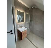 Lichtdurchflutete 2,5-Zimmer-Maisonettewohnung mit Balkon und Tie - Schwäbisch Hall